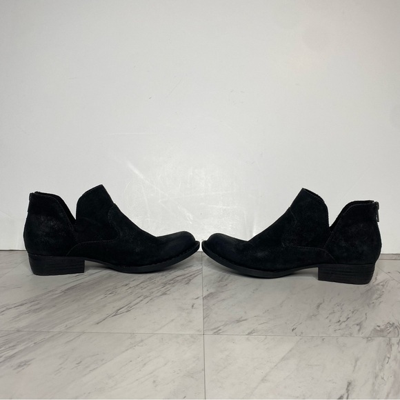 Born Beth Black Distressed Suede Bootie 8 1/2 M - Picture 5 of 14